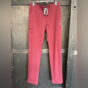 Women’s figs straight scrubs small tall